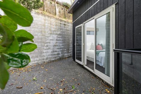 Photo of property in 49 Bassett Road, Johnsonville, Wellington, 6037