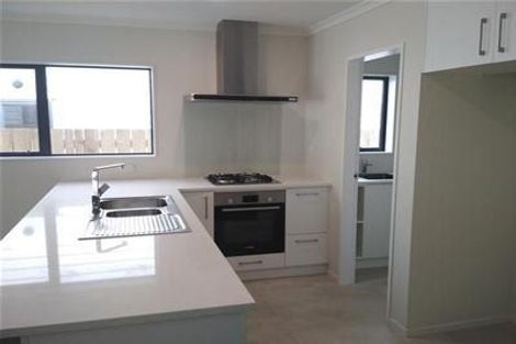 Photo of property in 49 Melksham Drive, Churton Park, Wellington, 6037