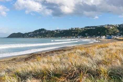 Photo of property in 8b Lyall Parade, Lyall Bay, Wellington, 6022