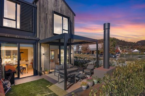 Photo of property in 24 Bellfield Lane, Wanaka, 9305