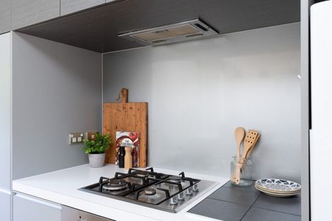 Photo of property in 10 Saddleback Grove, Karori, Wellington, 6012