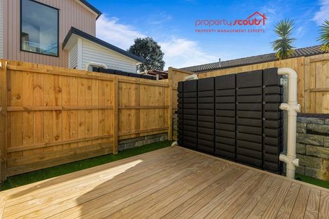 Photo of property in 11/116 Colwill Road, Massey, Auckland, 0614