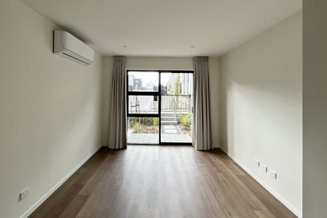 Photo of property in 5/25 Jabuka Street, Glen Eden, 0602