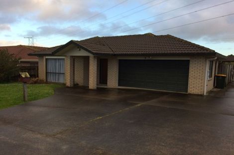 Photo of property in 32 Carrick Glen Avenue, Flat Bush, Auckland, 2019