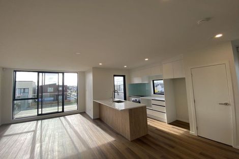 Photo of property in 21 Tahingamanu Road, Hobsonville, Auckland, 0616