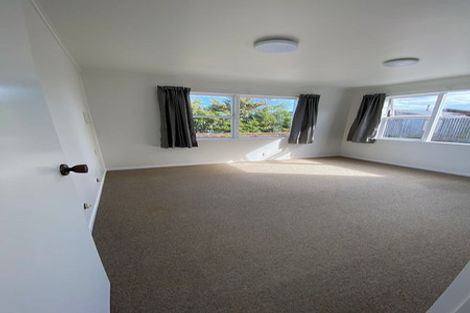Photo of property in 1 Flint Way, Northland, Wellington, 6012