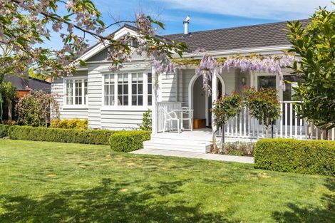 Photo of property in 4 Bradshaw Terrace, Riccarton, Christchurch, 8011