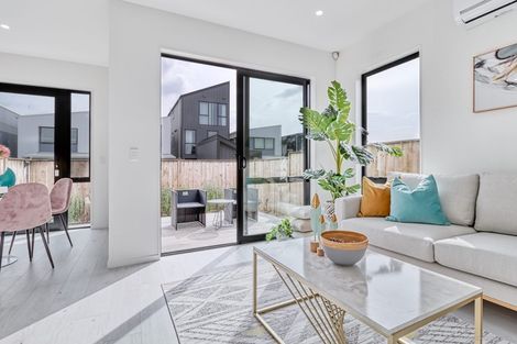 Photo of property in 7 Herekino Street, Westgate, Auckland, 0814