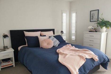 Photo of property in 7u8 Handyside Street, Tawa, Wellington, 5028