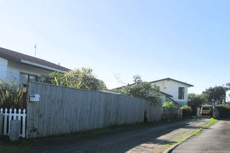 Photo of property in 63 Mazengarb Road, Paraparaumu Beach, Paraparaumu, 5032