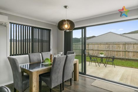 Photo of property in 10 Jack Vaughan Grove, Wainuiomata, Lower Hutt, 5014