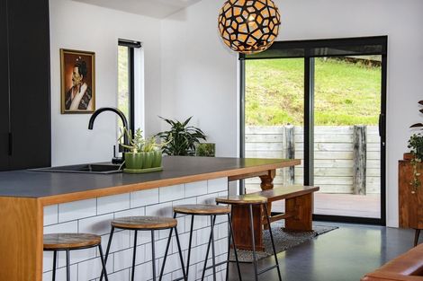 Photo of property in 59 Jounneaux Road, Te Kamo, Kamo, 0185