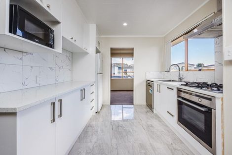 Photo of property in 14 Charntay Avenue, Clover Park, Auckland, 2019