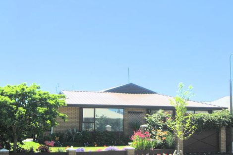 Photo of property in 12a Ben Nevis Drive, Broomfield, Christchurch, 8042