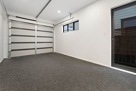 Photo of property in 15 Whiteywood Street, Westgate, Auckland, 0814
