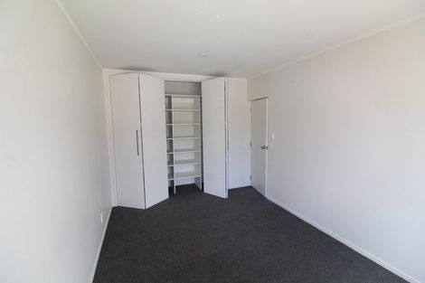 Photo of property in 25 Kamara Road, Glen Eden, Auckland, 0602