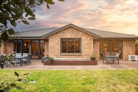 Photo of property in 18 Connor Court, Huntington, Hamilton, 3210