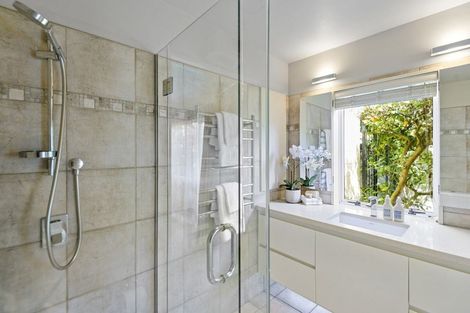 Photo of property in 89 Merivale Lane, Merivale, Christchurch, 8014