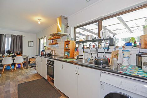 Photo of property in 44 Lee Street, Te Puke, 3119