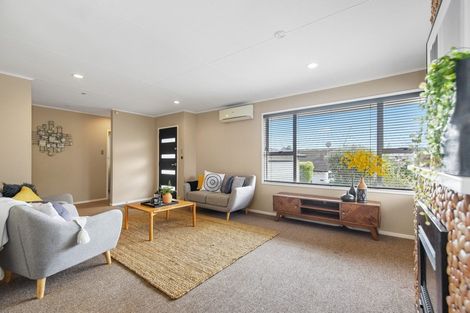 Photo of property in 1 Lancaster Street, Dinsdale, Hamilton, 3204