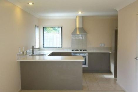 Photo of property in 15 Janway Avenue, Flat Bush, Auckland, 2016