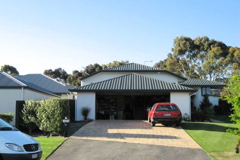 Photo of property in 16 Mcdougal Place, Kaiapoi, 7630