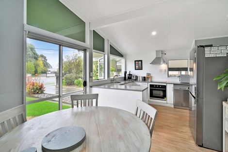 Photo of property in 122 Tavistock Road, Waipukurau, 4200