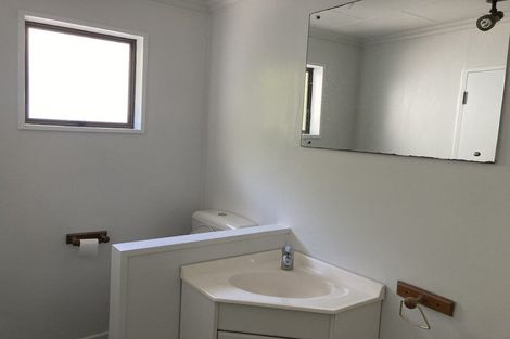 Photo of property in 28 Mamaku Street, Paraparaumu, 5032