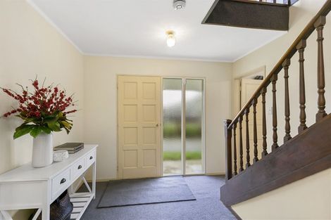 Photo of property in 35 Thatcher Crescent, Crofton Downs, Wellington, 6035
