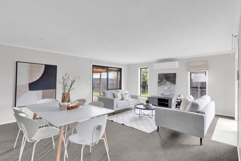 Photo of property in 15 Faber Place, Rototuna North, Hamilton, 3210