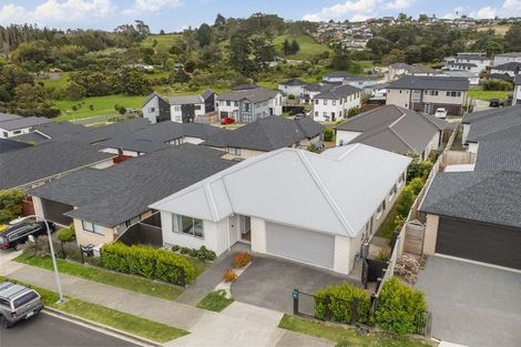 Photo of property in 3 Tararua Street, Massey, Auckland, 0614