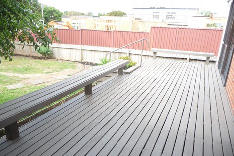 Photo of property in 15 Margan Avenue, Papatoetoe, Auckland, 2025