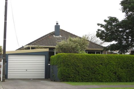 Photo of property in 136a Seaview Road, Westown, New Plymouth, 4310