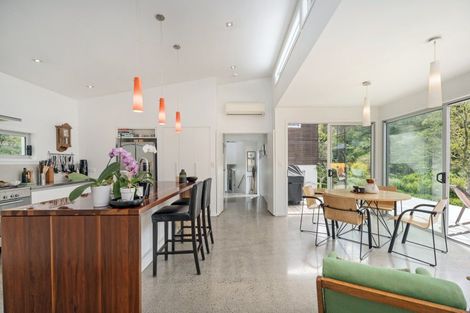 Photo of property in 14 Herbert Drive, Whangamata, 3620