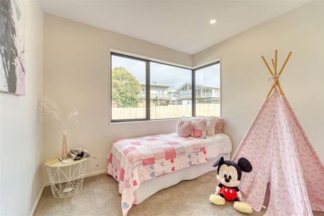Photo of property in 7 Impatiens Lane, Massey, Auckland, 0614
