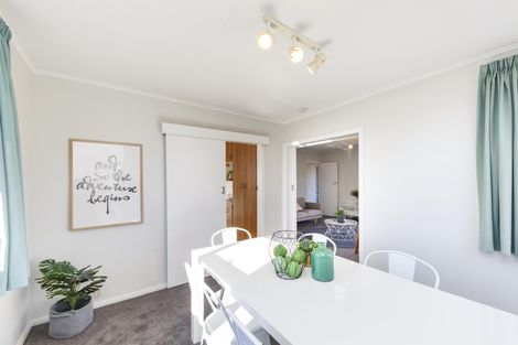 Photo of property in 10 Greenock Place, Awapuni, Palmerston North, 4412