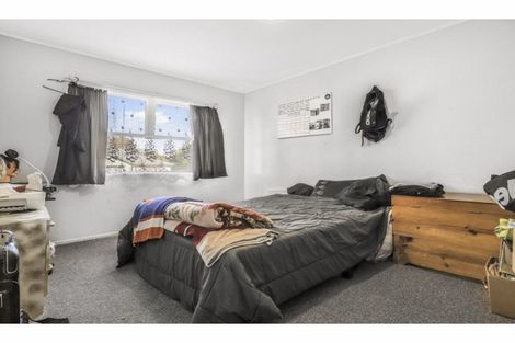 Photo of property in 44 Raglan Street, Mangere East, Auckland, 2024