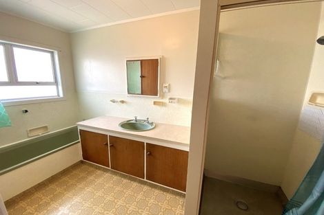 Photo of property in 7 Tawake Place, Waitara, 4320