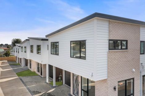 Photo of property in 451a Massey Road, Mangere East, Auckland, 2024