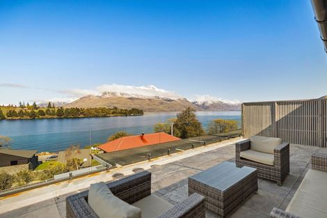 Photo of property in Rahiri Apartments, 8/23 Adelaide Street, Queenstown, 9300