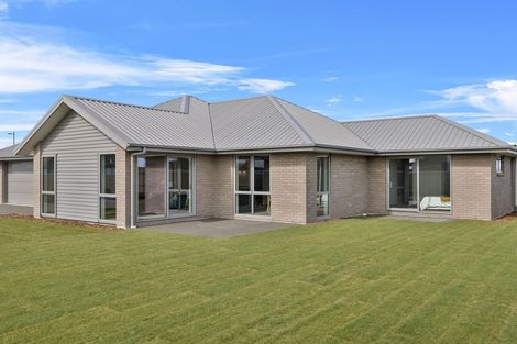 Photo of property in 62 Marcoola Drive, Rolleston, 7614