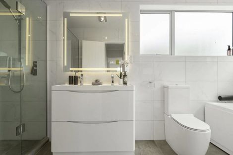 Photo of property in 40 Greenfinch Road, Hobsonville, Auckland, 0616