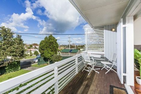 Photo of property in 22 Alamein Avenue, Belmont, Auckland, 0622