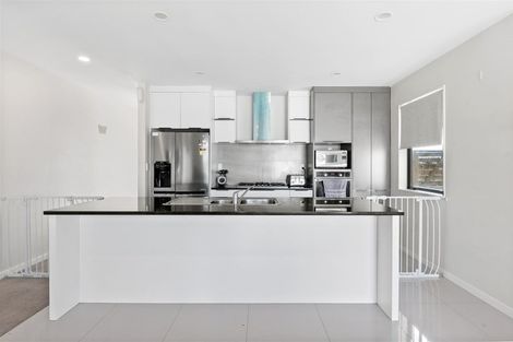 Photo of property in 23 Treestump Road, Takanini, 2112