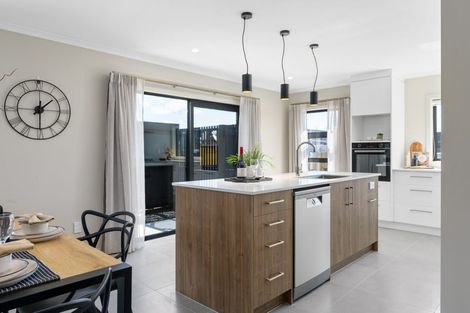 Photo of property in 37 Earp Crescent, Chartwell, 3210