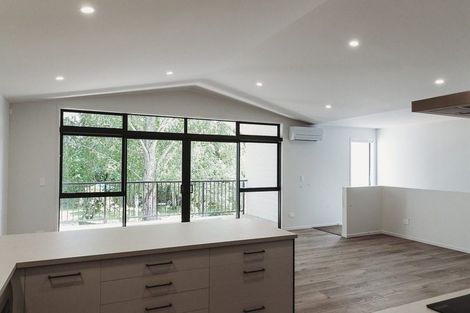 Photo of property in 135 Victoria Street, Cambridge, 3434