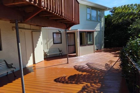 Photo of property in 20 Kahu Road, Paremata, Porirua, 5024