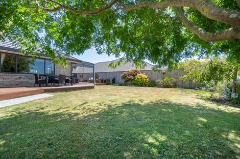 Photo of property in 147 Pacific Drive, Fitzherbert, Palmerston North, 4410
