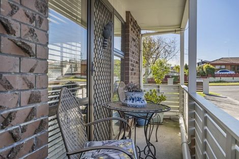 Photo of property in 1/52 Florence Avenue, Orewa, 0931