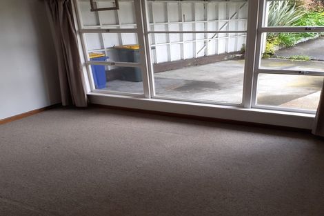 Photo of property in 54 Chippendale Crescent, Birkdale, Auckland, 0626